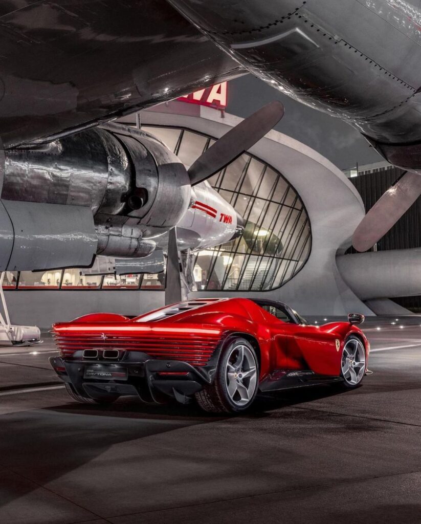 Ferrari Daytona SP3